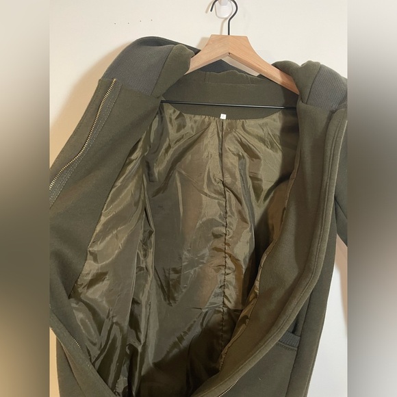 Women’s Olive Green Hooded Sweatshirt Jacket Full Zip Size 2 - Picture 5 of 13